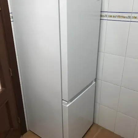 Vacaciones En Marbella, Alquilo Estudio * 马尔韦利亚